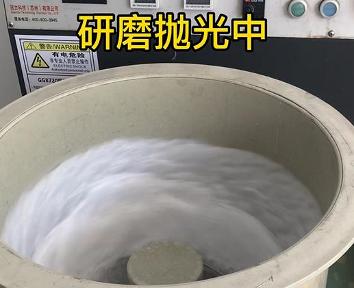 昭苏不锈钢箍抛亮中